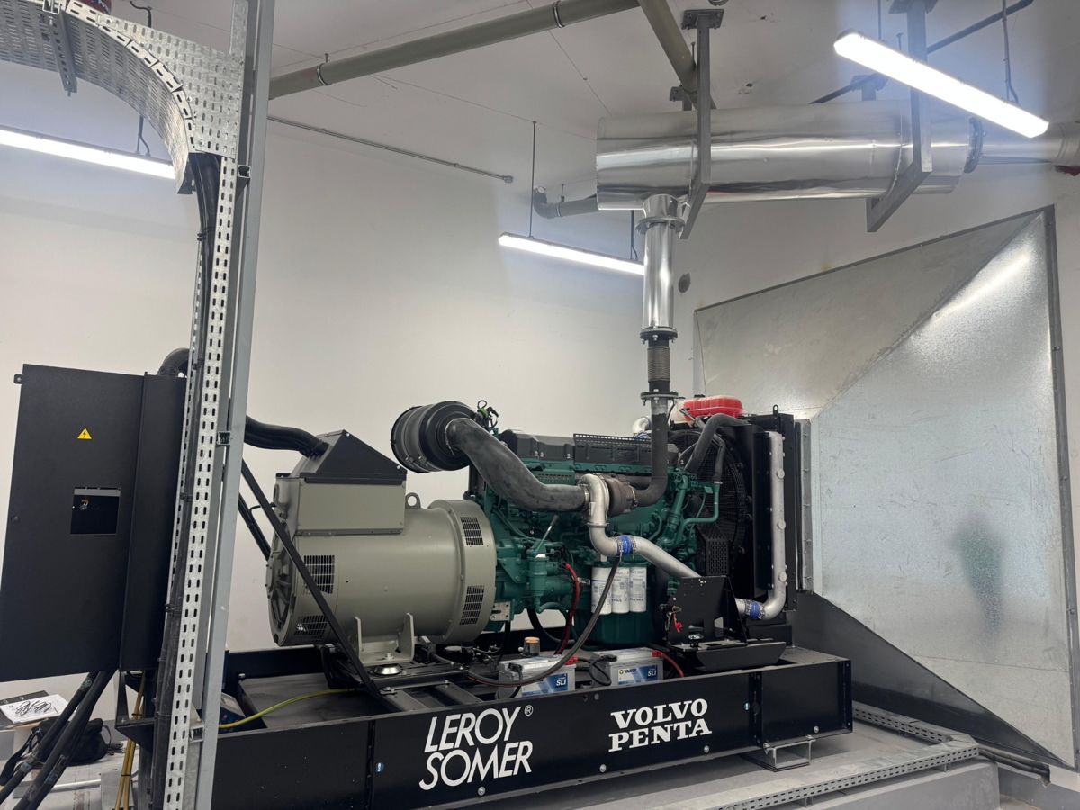 Indoor generator installation